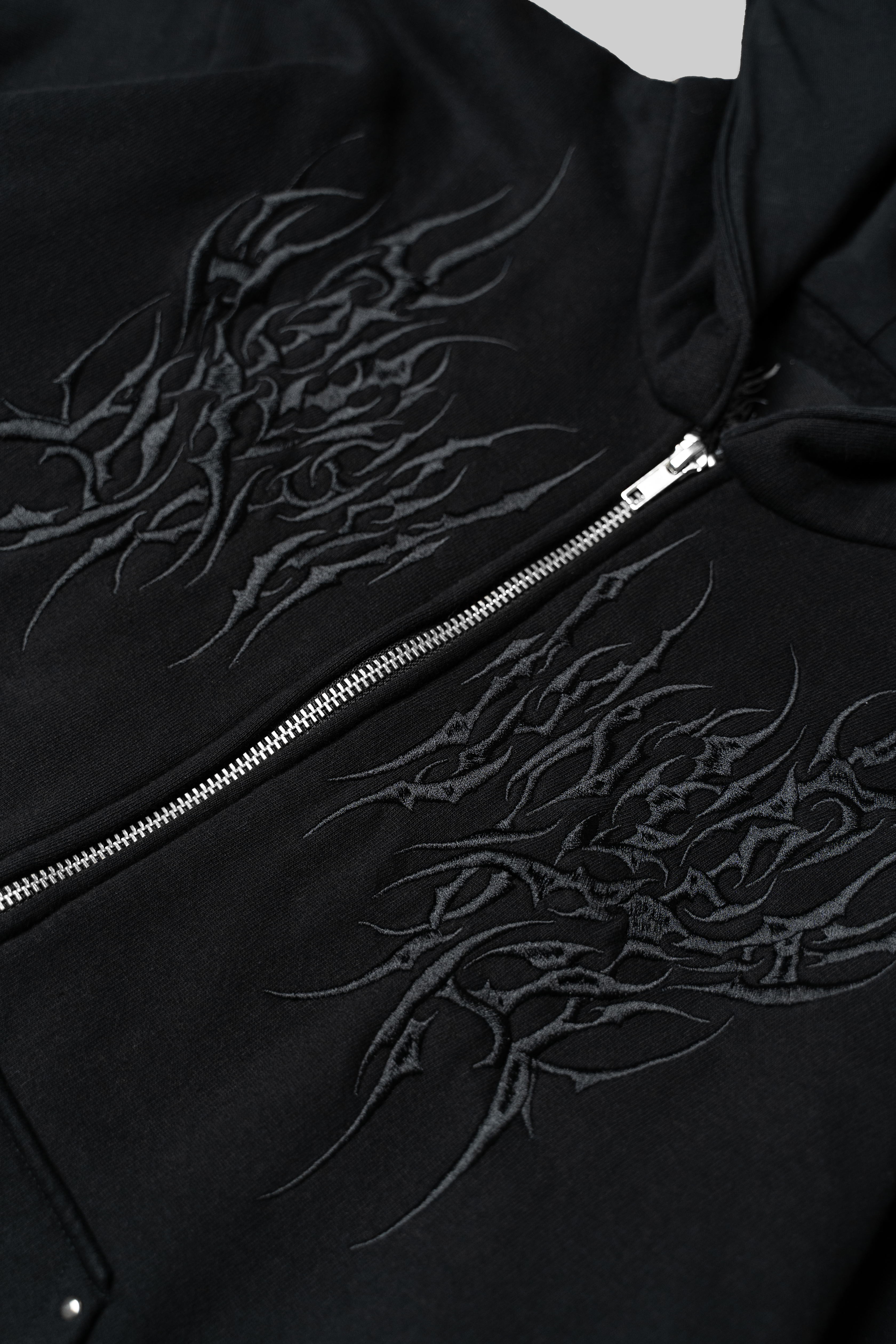 THE GRIEF ARMOUR ZIP HOODIE